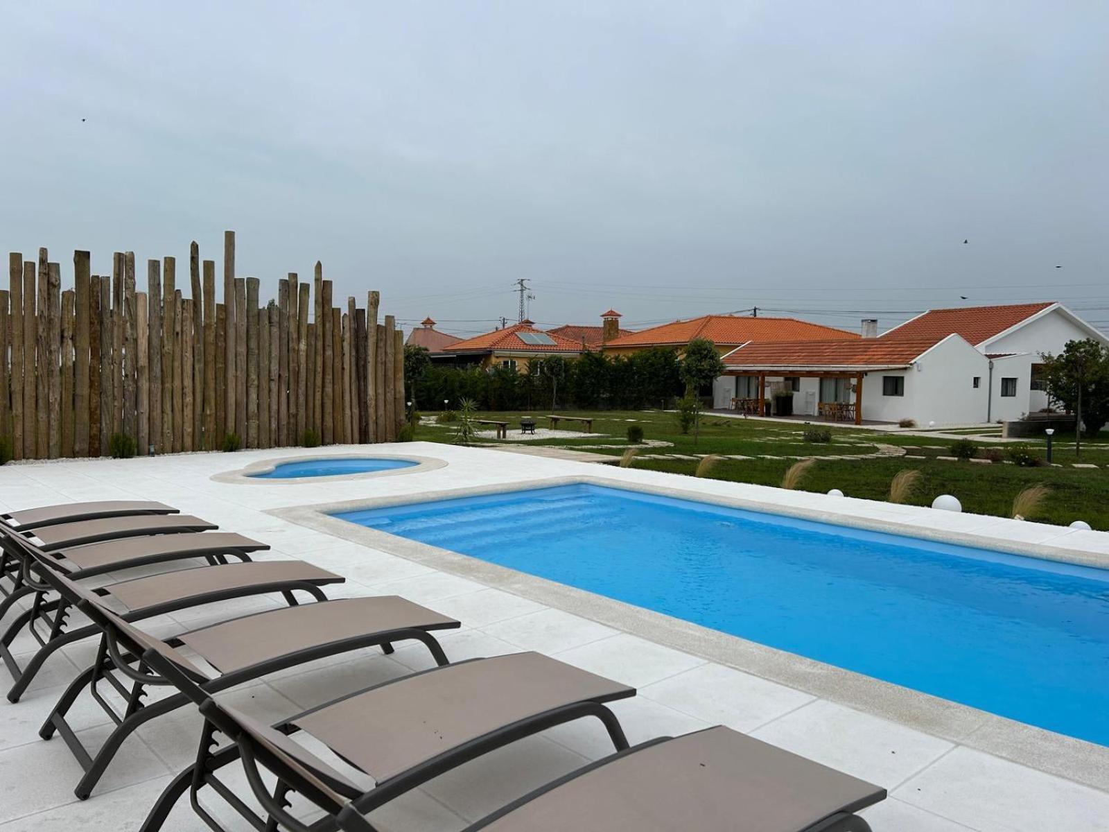 Villa Ria Ovar Esterno foto